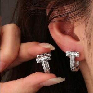 Elegant Silver T Earrings